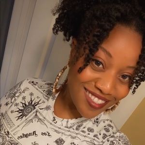 Meet your Posher, Tara